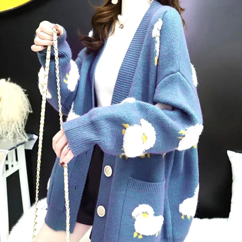 GORGEOUS SHADE OF BLUE DEEP V CARDIGAN TORTOUISE BUTTONS SHEEP MOTIF ALL OVER
